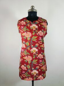 Rangkari Women’s Red Floral Printed Cotton Sleeveless Kurti